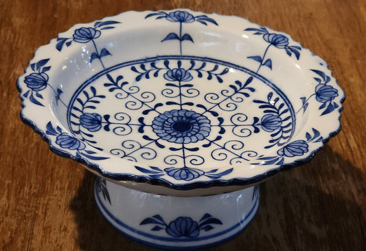 Vintage Asian Footed Chinoiserie Blue & White Bowl "Andrea" - 6" x 3"
